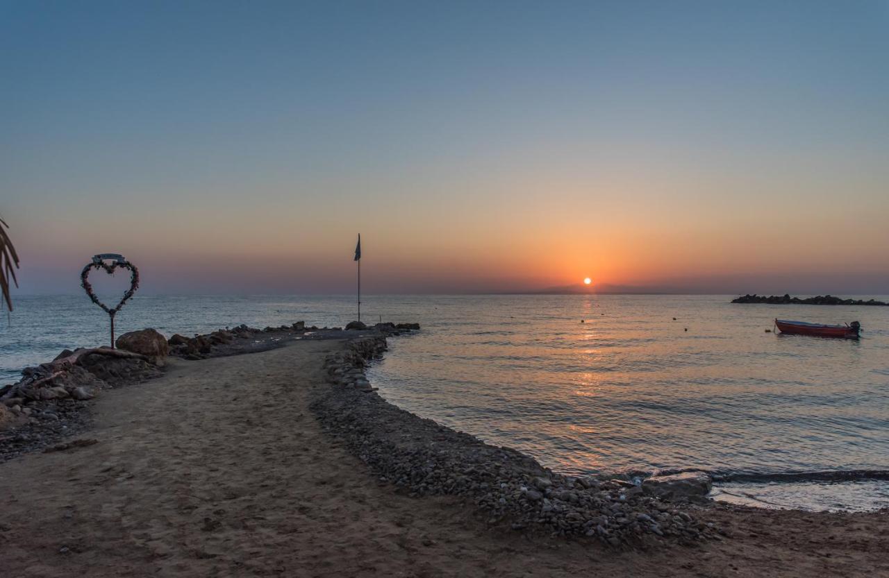 Aparthotel Golden Coast Boutique - Luxury Living Kypseli Esterno foto