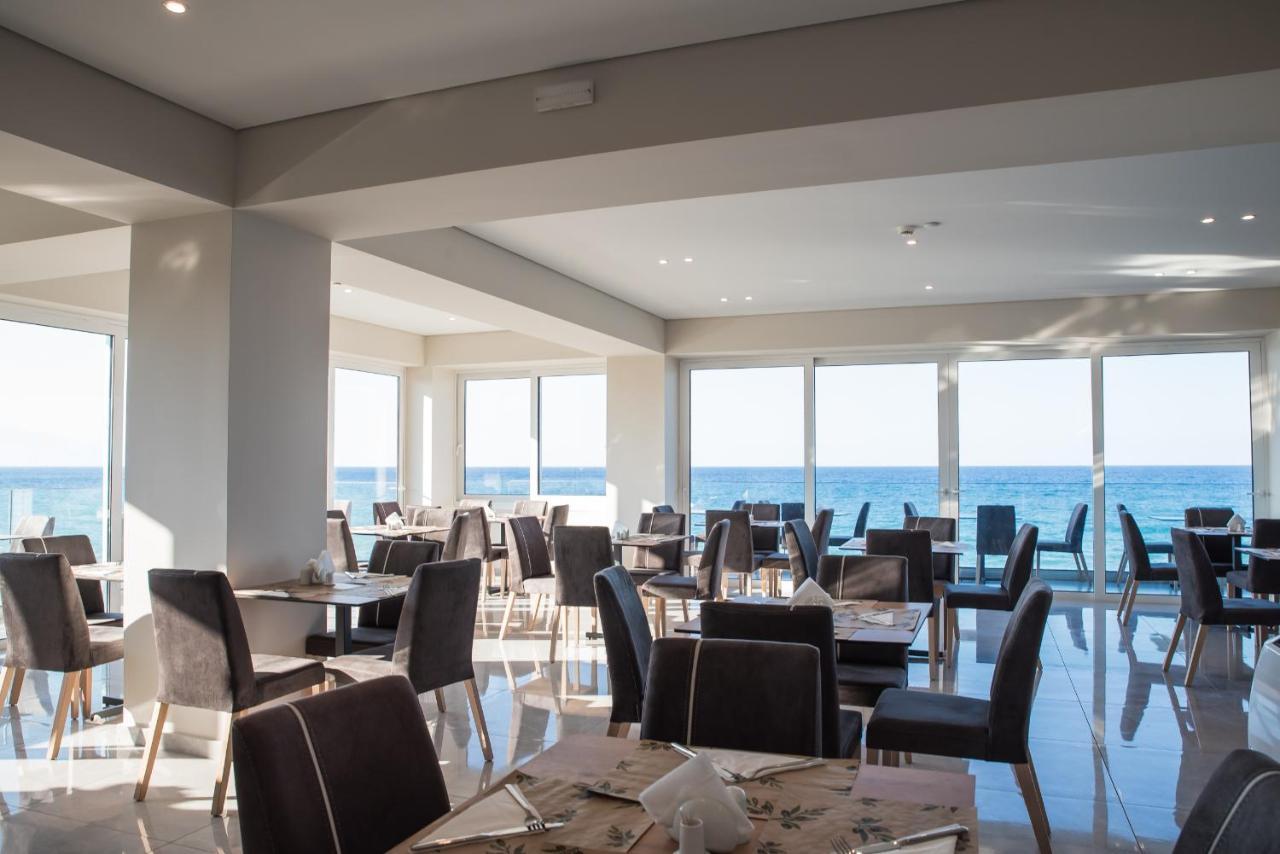 Aparthotel Golden Coast Boutique - Luxury Living Kypseli Esterno foto